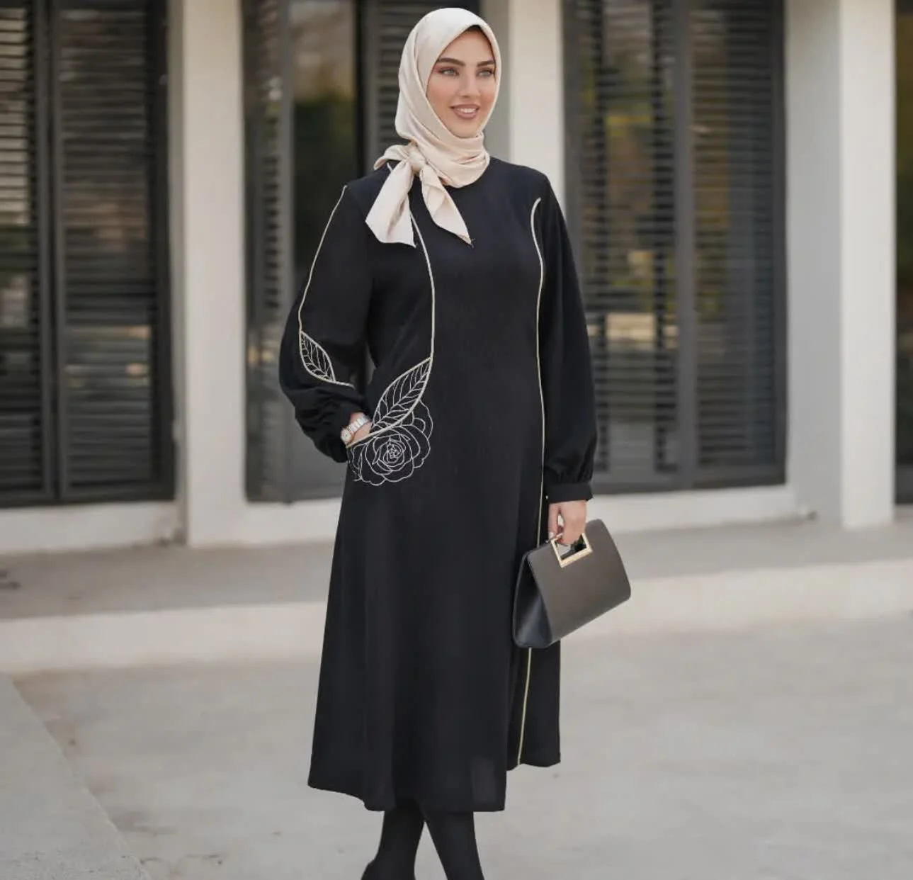 مانتو زنانه طرح رز